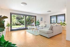 Großzügige Erdgeschosswohnung mit herrlichem Gartenblick in Essen-Bredeney
