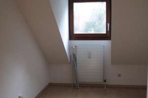 Helle 2-Zimmer Dachgeschosswohnung in Schwabing  nächst Engl. Garten u. Münchner Freiheit, Aufzug – Biedersteiner 59a, 80805 Münchner Freiheit, München – Vorschaubild 12