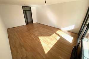 Premium-Apartment mit Bad, Küche, großem Sonnen-Balkon und TG-Stellplatz in zentraler & ruhiger Lage – Marbacher Straße 17, 40597 Düsseldorf – Vorschaubild 18