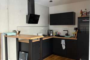 Moderne Erdgeschosswohnung mit großer, überdachter Terrasse am Andermansberg zu vermieten