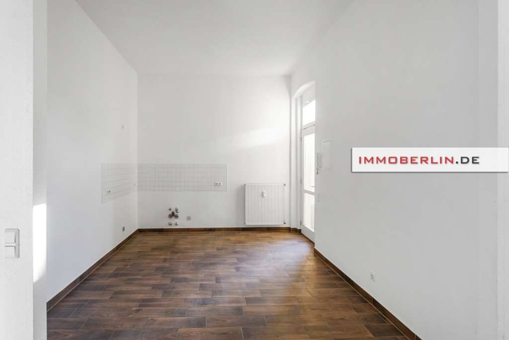 IMMOBERLIN.DE - Charmante Altbauwohnung mit kleiner Südterrasse nahe Schlosspark Sanssouci