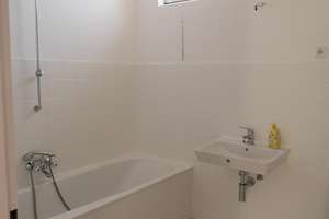 Wohnen mit Charakter: 2-Zimmer-Wohnung in Pasing – Die vollständige Adresse der Immobilie erhältst du vom Anbieter., 81241 Blumenau, München – Vorschaubild 2