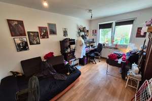 Gemütliche 3-Zimmer-Wohnung mit praktischem Grundriss und vielseitigem Potenzial – 4347 Schönefeld-Ost, Leipzig – Vorschaubild 1