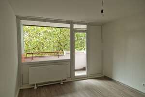 Nette Nachbarn gesucht: renovierte 3-Zi.-Wohnung mit Badewanne und Balkon! – 44359 Nette, Dortmund – Vorschaubild 2