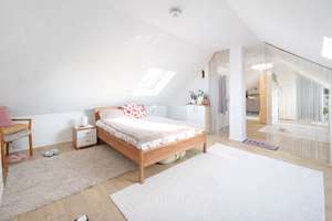 helle 1,5 Zimmer Dachgeschosswohnung für Kapitalanleger – Die vollständige Adresse der Immobilie erhältst du vom Anbieter., 89079 Gögglingen, Ulm – Vorschaubild 4