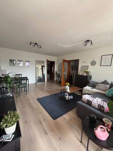 Gepflegte Wohnung mit drei Zimmern und Süd-Loggia in Friedberg