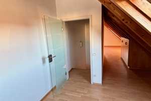 Schöne Doppelhaushälfte mit großem Hobbykeller, Sauna, voll ausgebautem Dachspitz + Garage mit Anbau – Dachau (Kreis) – Vorschaubild 19