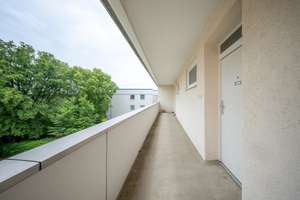 Charmantes Apartment (2. OG) mit großem Balkon, grünem Ausblick und Westpark-Nähe – Die vollständige Adresse der Immobilie erhältst du vom Anbieter., 80686 Land in Sonne, München – Vorschaubild 8
