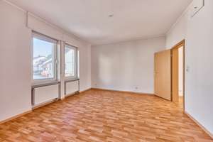 Viel Platz und zahlreiche Möglichkeiten – Wohnhaus mit Entwicklungspotenzial in Geisenheim OT – Die vollständige Adresse der Immobilie erhältst du vom Anbieter., 65366 Geisenheim – Vorschaubild 7
