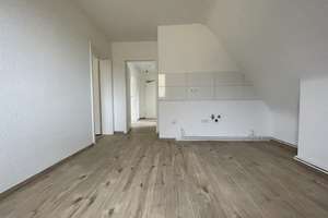Stilvolle helle Dachgeschoss-Wohnung – Graudenzer Straße 20, 26388 Fedderwardergroden, Wilhelmshaven – Vorschaubild 4