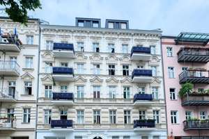 Rechts Görli, links Maybachufer: Kapitalanlage im beliebten Kreuzberger Kiez – Die vollständige Adresse der Immobilie erhältst du vom Anbieter., 10999 Kreuzberg, Berlin – Vorschaubild 1