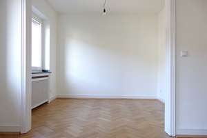 Feine Wohnung mit Parkettboden und Balkon – Bismarckstraße 28, 41061 Gladbach, Mönchengladbach – Vorschaubild 2