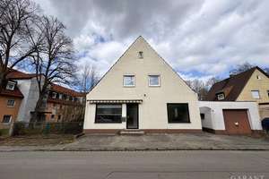 Mehrfamilienhaus mit vielseitigen Nutzungsmöglichkeiten und großem Potenzial 