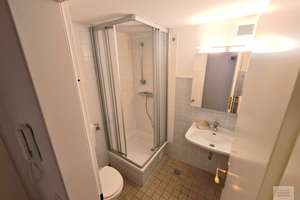 Mitten im Leben! Ruhiges Apartment in der Altstadt – Bergerstrasse *, 40213 Altstadt, Düsseldorf – Vorschaubild 9