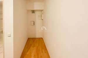 PRAKTISCH & SONNIG | 2-ZIMMER-WOHNUNG | AUFZUG & WINTERGARTEN| SAMARITERKIEZ | PROVISIONSFREI | – Rigaer Str. 42 A, 10247 Friedrichshain, Berlin – Vorschaubild 7