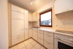 Zweifamilienhaus mit Wintergarten und sonnigem Südgarten in ruhiger Wohnlage von München-Aubing – Die vollständige Adresse der Immobilie erhältst du vom Anbieter., 81245 Altaubing, München – Vorschaubild 18