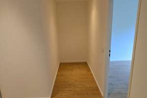 Geräumige 3 Zimmer Wohnung im Herzen von Steglitz! – Forststraße 2, 12163 Steglitz, Berlin – Vorschaubild 3