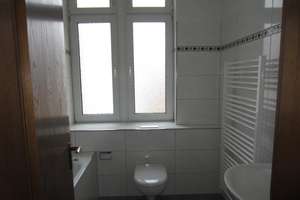Achtung! Helle, großzügige Stadtvilla-Wohnung in zentraler Lage – Hattinger Str.  344, 44795 Weitmar-Mitte, Bochum – Vorschaubild 9