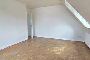 Moderne Wohnung im DG: Einbauküche inklusive – Die vollständige Adresse der Immobilie erhältst du vom Anbieter., 33647 Brackwede, Bielefeld – Vorschaubild 4