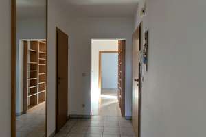 Helle 4-Zimmer-Wohnung mit Balkon in Garching bei München – Die vollständige Adresse der Immobilie erhältst du vom Anbieter., 85748 Garching bei München – Vorschaubild 8