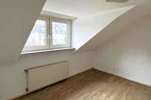 Lichtdurchflutetes Wohnhaus mit Terrasse und sonnigem Südgarten in Mönchengladbach – Die vollständige Adresse der Immobilie erhältst du vom Anbieter., 41236 Heyden, Mönchengladbach – Vorschaubild 22