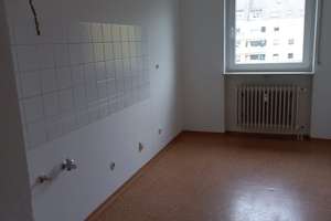 Ruhige gut geschnittene 3-Zimmer-Wohnung mit TG-Stellplatz – Rheingoldstraße 20, 68199 Neckarau, Mannheim – Vorschaubild 5
