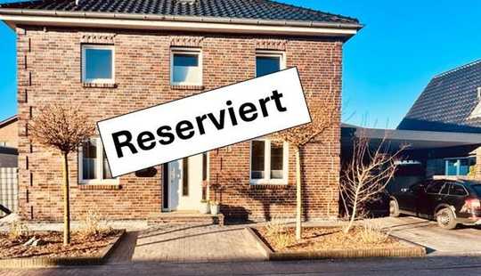 Bild von Reserviert - Moderne Stadtvilla, Haus in Emden Wolthusen mit großzü. Garten und stilvoller Terrasse