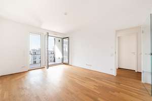 Helle  2-Zimmer-Wohnung mit West-Balkon & Tiefgaragenstellplatz in Köln-Marienburg, Provisionsfrei