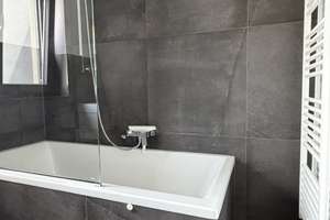 Luxuriöse 3 Zimmerwohnung von Privat!! – Die vollständige Adresse der Immobilie erhältst du vom Anbieter., 70327 Wangen, Stuttgart – Vorschaubild 12