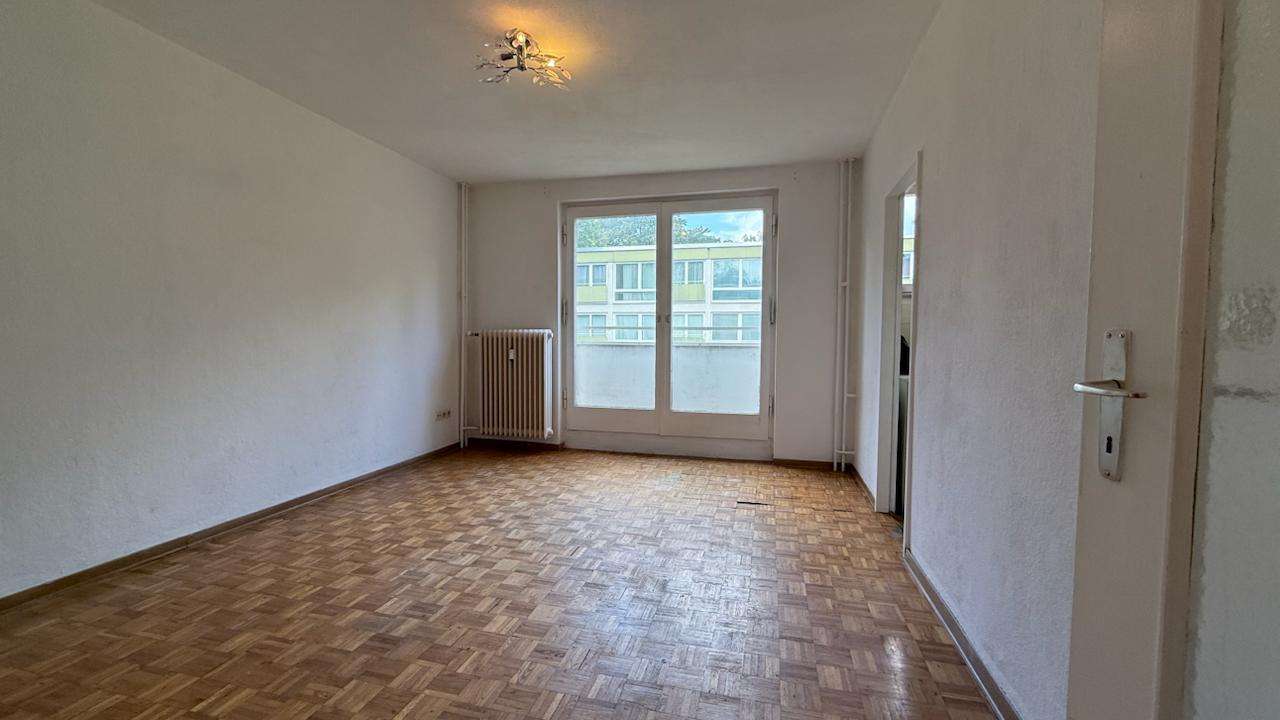 1-Zimmer-Wohnung mit Renovierungsbedarf und Potenzial in gefragter, ruhiger Lage – Berlin-Lichterfel, Berlin – Bild 1