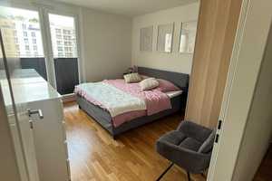 NEUBAU: 2 Zimmer verteilt auf 60 m² Wohnen + Balkon und Lift + Dachterrasse, inkl. großer TG-Stellpl – München – Vorschaubild 5