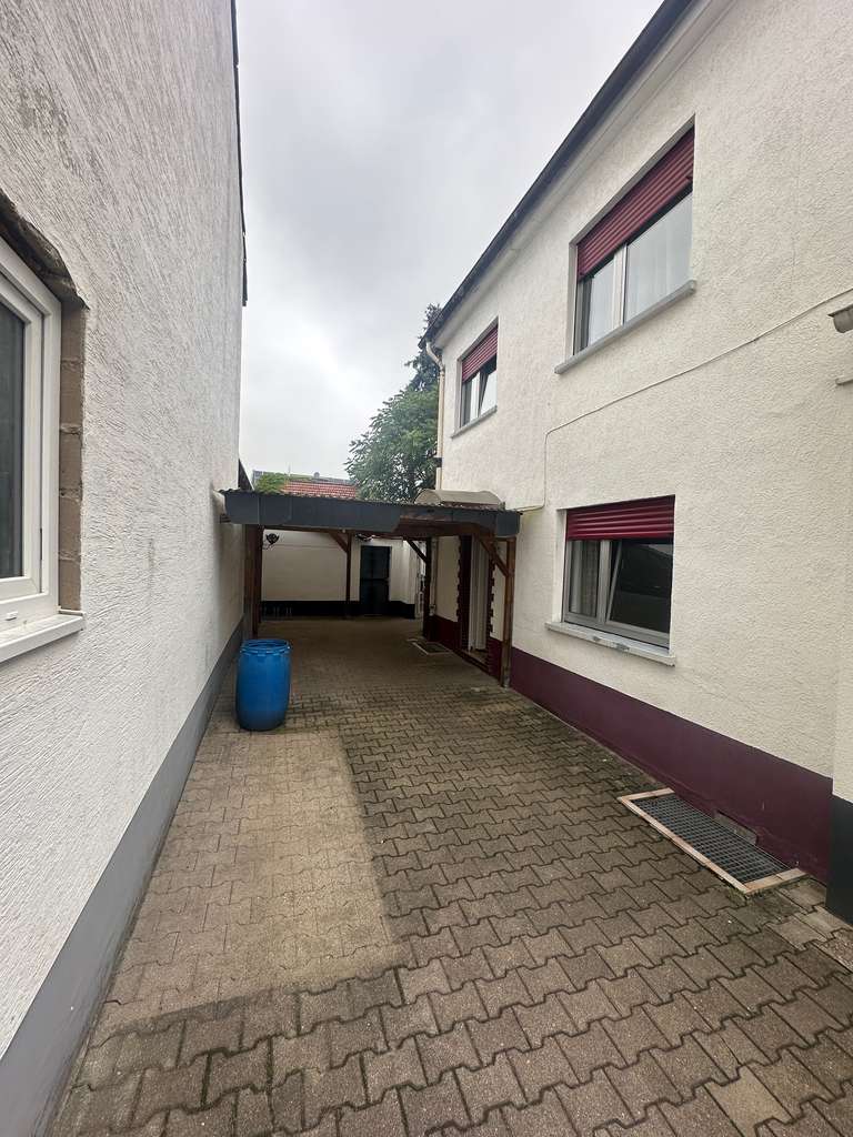 Immobilie in Hockenheim - 2 Häuser auf einem Grundstück - Bild 1