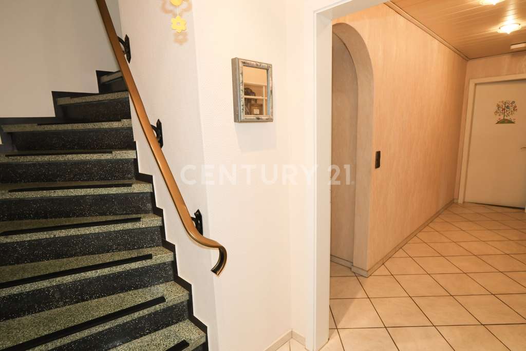 Immobilie in Nordhorn - Renovierungsbedürftiges EFH mit traumhaftem Wintergarten in Stadtflur! - Bild 1