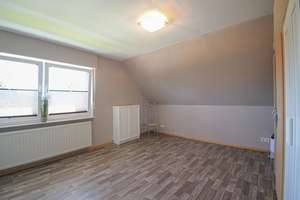 6741- Familienfreundliches Raumwunder mit viel Platz & vielseitigen Möglichkeiten in begehrter Lage! – Die vollständige Adresse der Immobilie erhältst du vom Anbieter., 26639 Wiesmoor – Vorschaubild 15