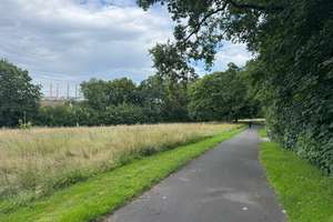 Stadthaus am Park-DHH am Hohenstein, grüne Oase in parkähnlichen Umfeld mitten in Wolfsburg! – Die vollständige Adresse der Immobilie erhältst du vom Anbieter., 38440 Hohenstein, Wolfsburg – Vorschaubild 3