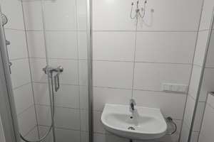 2-Zimmer-Wohnung im 5. OG ohne Aufzug - direkt an der U-Bahn – Rothenburger Str. 206, 90439 Sündersbühl, Nürnberg – Vorschaubild 4