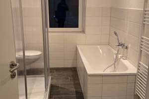moderne sanAktionswohnung -Mai modernisiert Altbau-Wohnung mit Einbauküche, 2-Zimmer in Wüstenbrand! – Bahnhofstr. 4, 3997 Hohenstein-Ernstthal – Vorschaubild 4