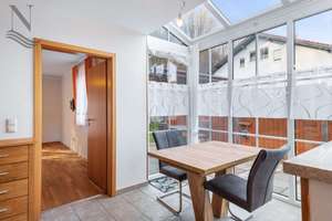 Eleganz trifft Wohnkomfort: Exklusives Reihenendhaus mit Wintergarten, Sauna und Gartenidylle – Die vollständige Adresse der Immobilie erhältst du vom Anbieter., 83093 Bad Endorf – Vorschaubild 13