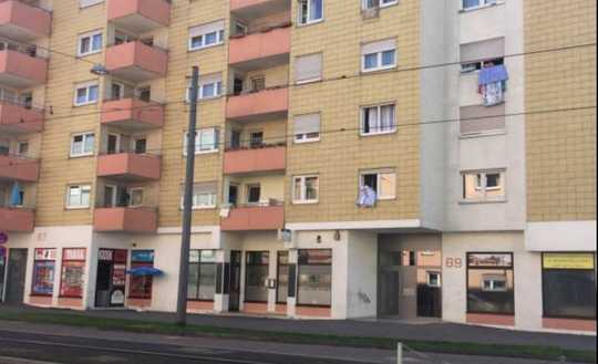 Sehr schöne Wohnung mit Balkon und Garage