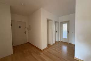 Schöne 3-Zimmer-Wohnung in Augsburg-Göggingen – Erzgebirgstraße 24, 86199 Göggingen-Nordost, Augsburg – Vorschaubild 4