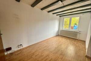 Bungalow mit PKW-Stellplatz und neuer PV-Anlage zur eigenen Stromversorgung – Die vollständige Adresse der Immobilie erhältst du vom Anbieter., 25524 Itzehoe – Vorschaubild 3