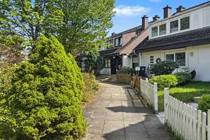 Vermietetes Reihenhaus mit Einliegerwohnung als Kapitalanlage in Hamburg-Wandsbek – Die vollständige Adresse der Immobilie erhältst du vom Anbieter., 22041 Wandsbek (Ortsteil), Hamburg – Vorschaubild 3