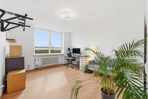Sanierte  und  Leerstehende 3-Zimmer-Wohnung mit Loggia in Köln-Neubrück – 51109 Neubrück, Köln – Vorschaubild 6
