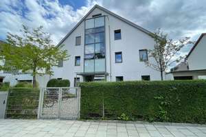 Von Privat: Grosszügige Gartenwohnung in ruhiger Südwest-Lage in Obermenzing – Die vollständige Adresse der Immobilie erhältst du vom Anbieter., 81247 Obermenzing, München – Vorschaubild 6
