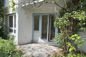 Sonnige 2-Zimmer-Eigentumswohnung in Sendling-Westpark (Seepromenade) – Die vollständige Adresse der Immobilie erhältst du vom Anbieter., 81373 Land in Sonne, München – Vorschaubild 2