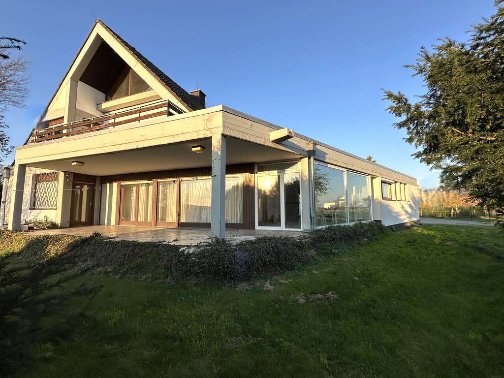 Immobilie in Merzenich - wunderbares Anwesen, mit viel Potential, 52399 Merzenich - Bild 0