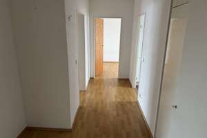 Gut geschnittene 3 Zimmer in Leimen-St. Ilgen – Die vollständige Adresse der Immobilie erhältst du vom Anbieter., 69181 Leimen – Vorschaubild 2