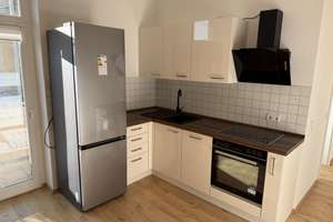 2-Zimmer Wohnung mit EBK, Balkon und Stellplatz im hübschen Altbau in Leverkusen-Wiesdorf – Lichstraße 15, 51373 Wiesdorf, Leverkusen – Vorschaubild 3