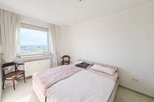 2,5 Zimmer mit Balkon und beeindruckendem Weitblick in Lokstedt – Die vollständige Adresse der Immobilie erhältst du vom Anbieter., 22527 Lokstedt, Hamburg – Vorschaubild 9