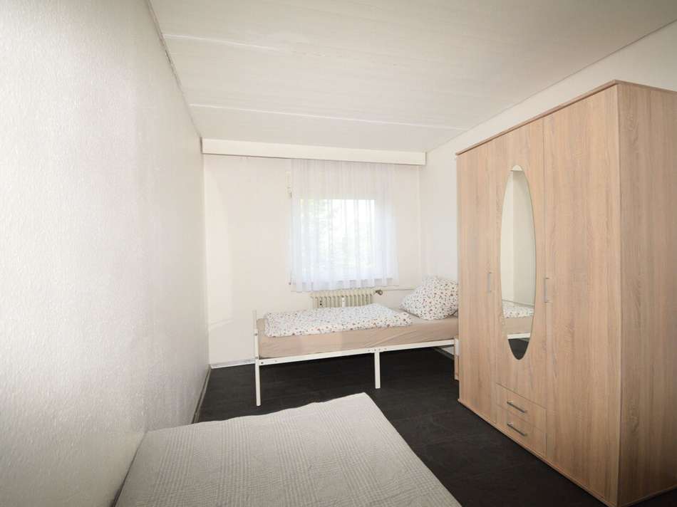 Schlafzimmer 4